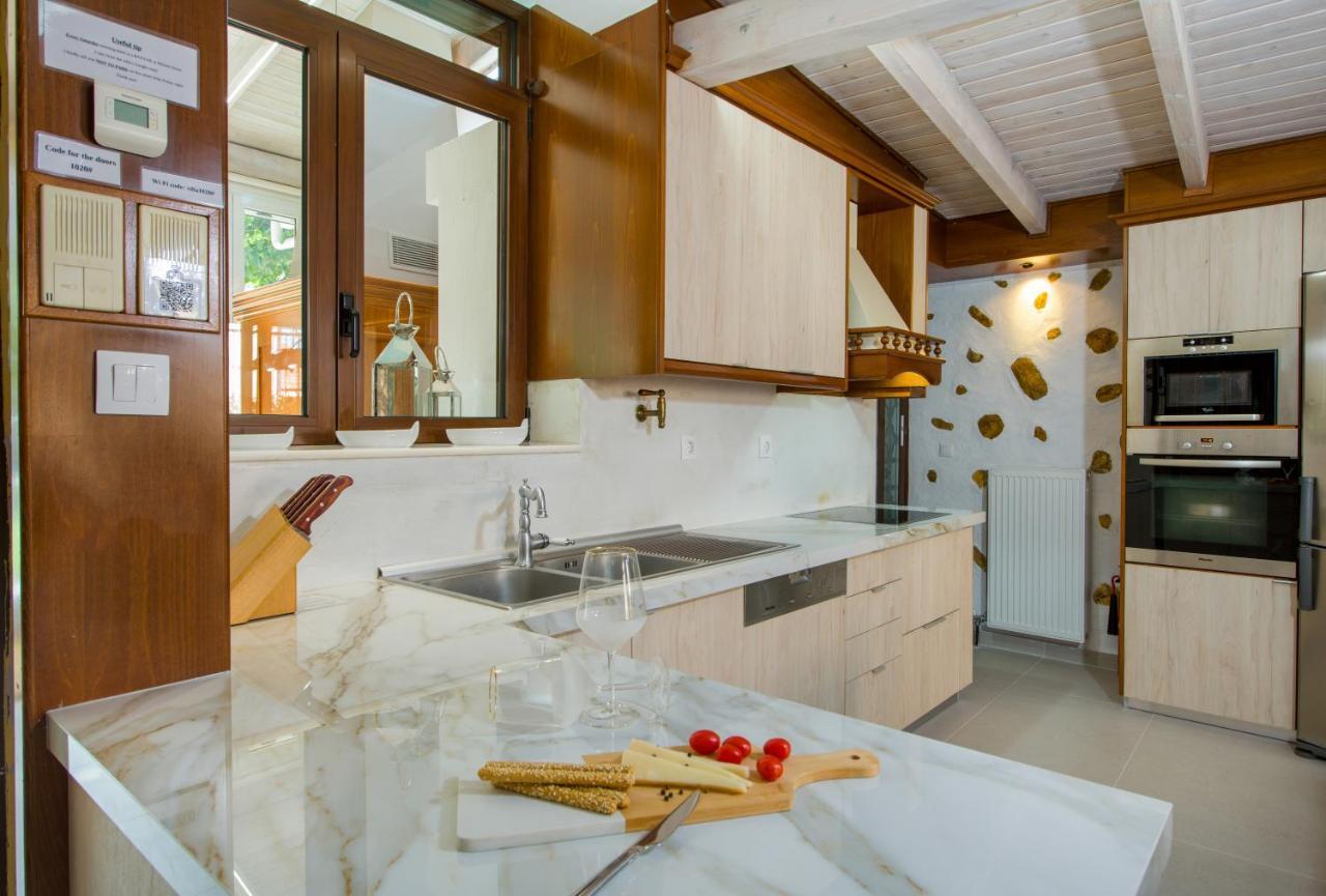 Splantzia - Heated Pool - Garden Villaer