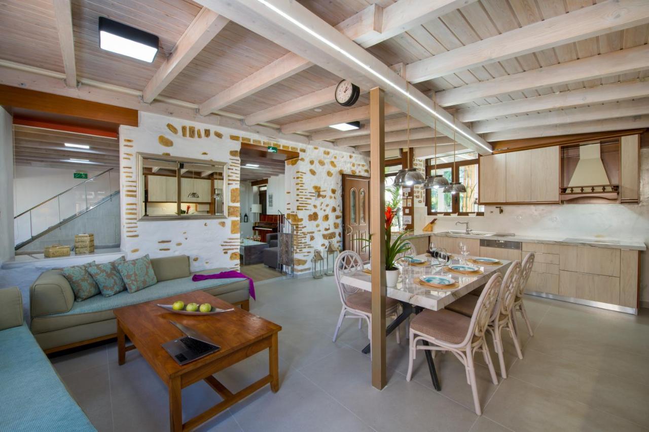 Splantzia - Heated Pool - Garden Villaer *