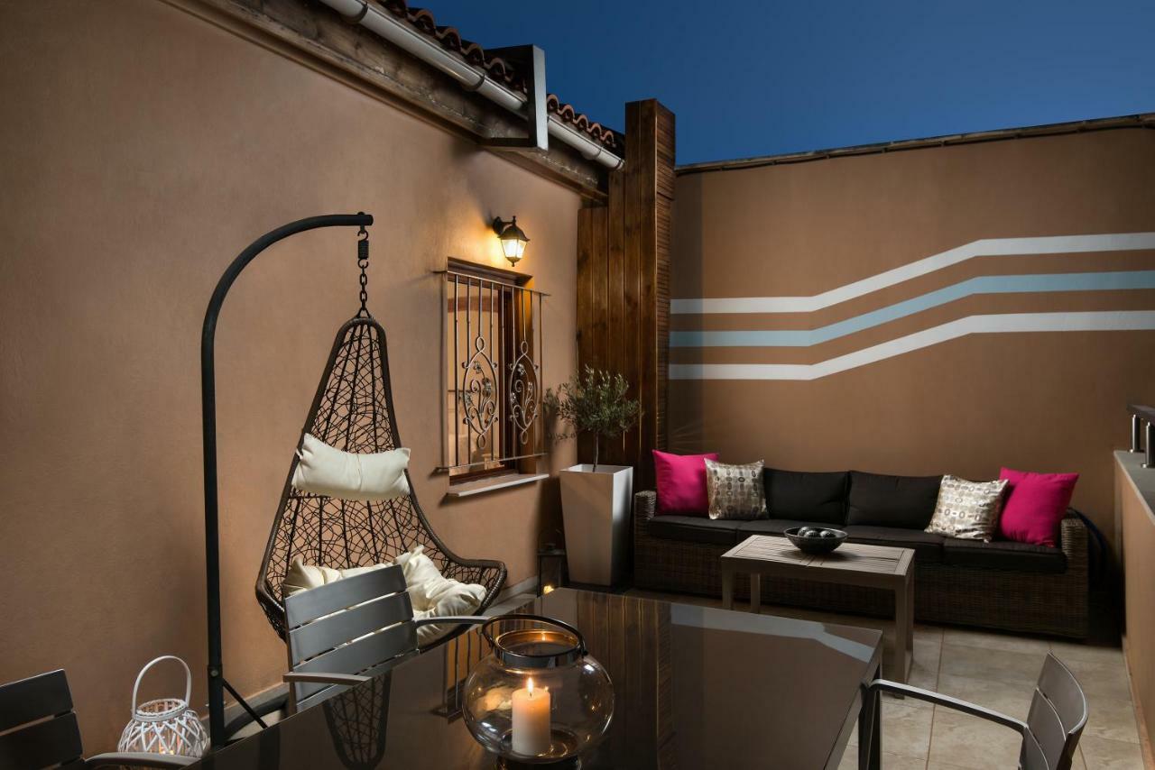 Splantzia - Heated Pool - Garden Villaer Khania